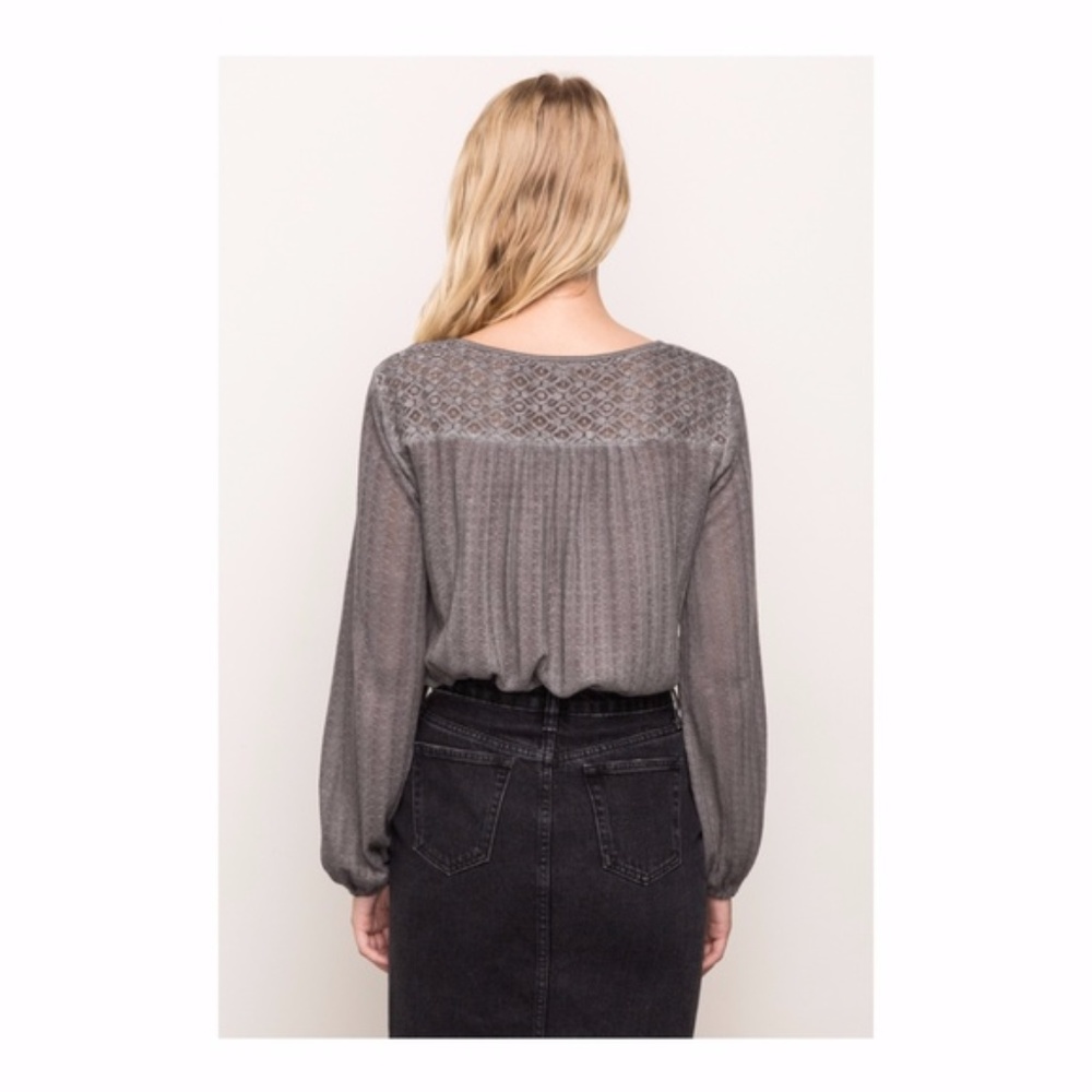 SOLD {Mystree}Size Small Lace Panel Fabric Knit Mix Top - Picture 2 of 2